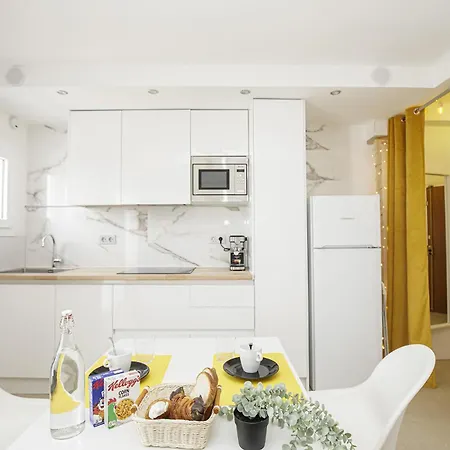 De Tres En ז'ירונה