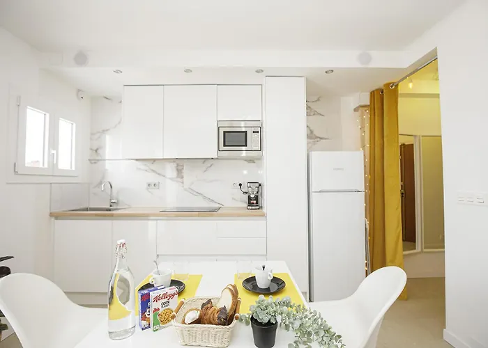 De Tres En ז'ירונה