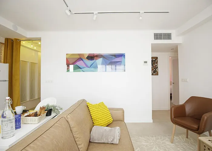 De Tres En Appartement