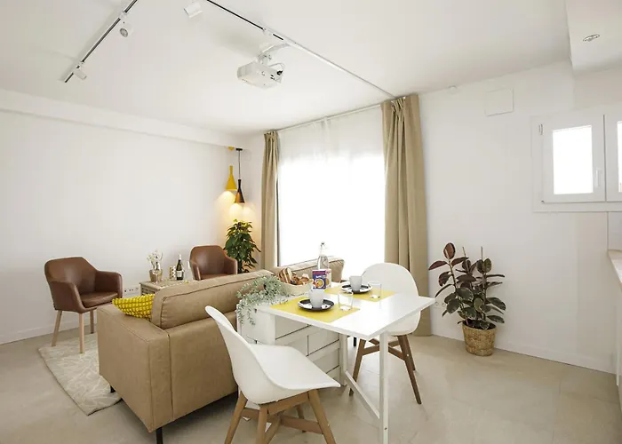 De Tres En Appartement